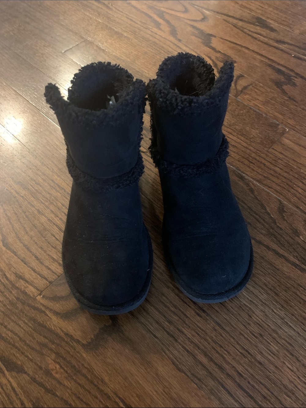 Makalu Black Faux Suede Shearling Lined Ankle Boots